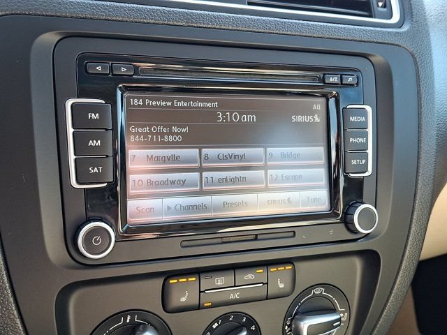 Used 2014 Volkswagen Jetta SE FWD image 22