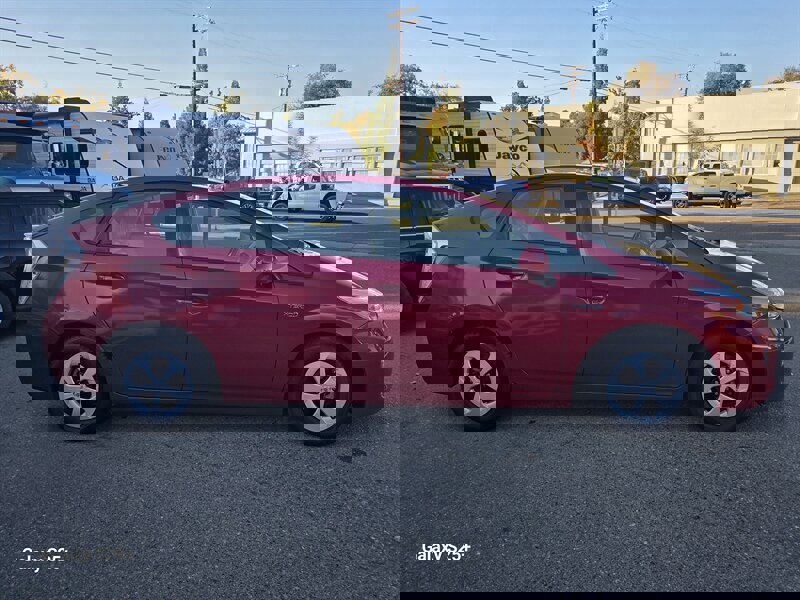 Used 2014 Toyota Prius Four w/ Solar Roof Package FWD image 5