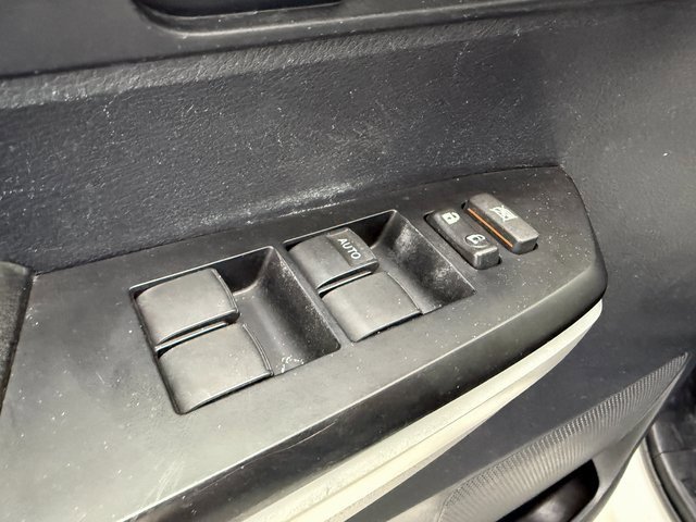 Used 2015 Toyota Tundra SR5 w/ SR5 Upgrade Package image 27