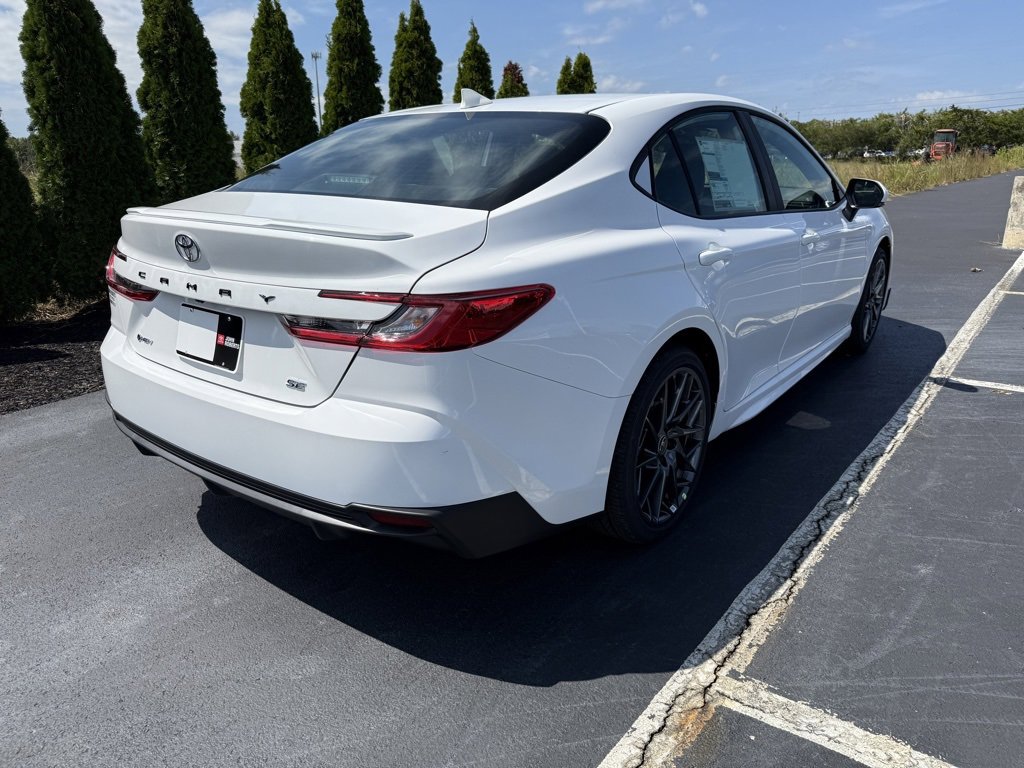New 2026 Toyota Camry SE image 2