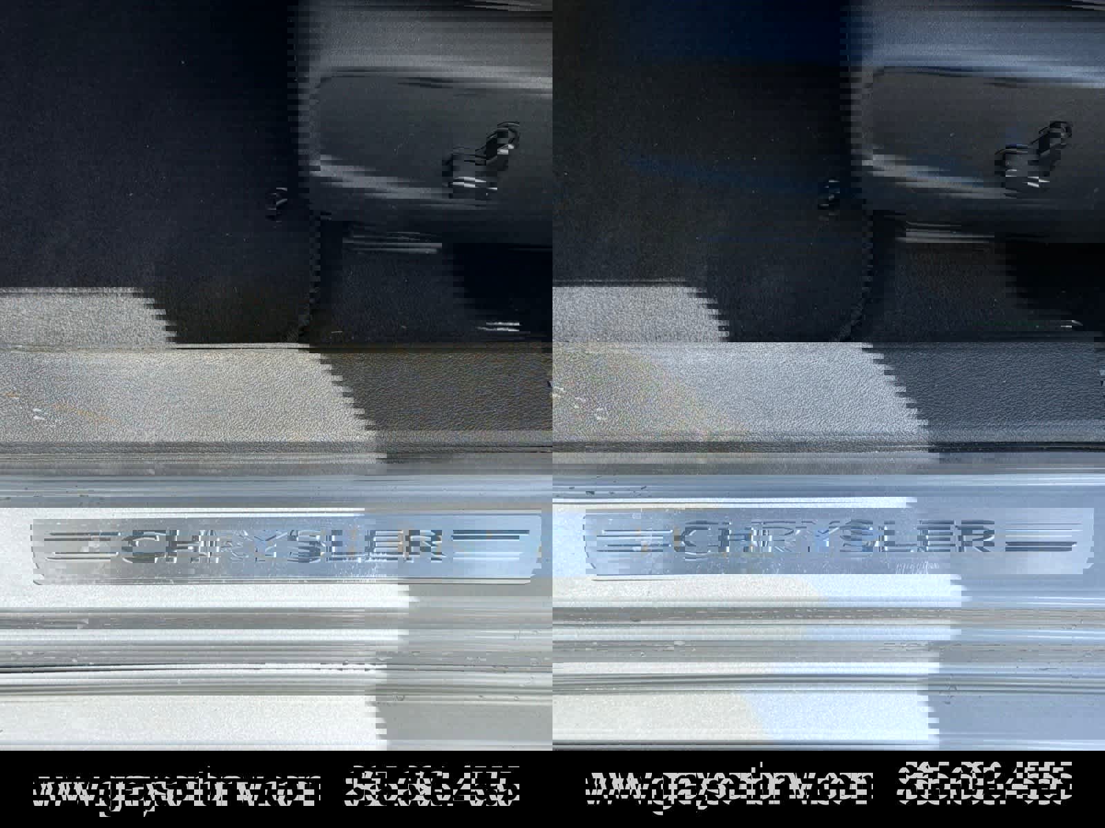 Used 2023 Chrysler 300 S w/ Comfort Group image 13