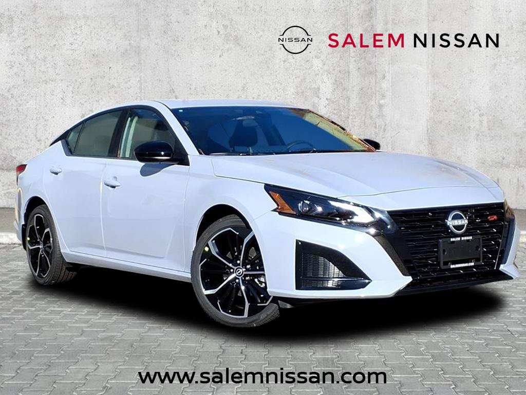 New 2025 Nissan Altima 2.5 SR w/ SR Premium Package