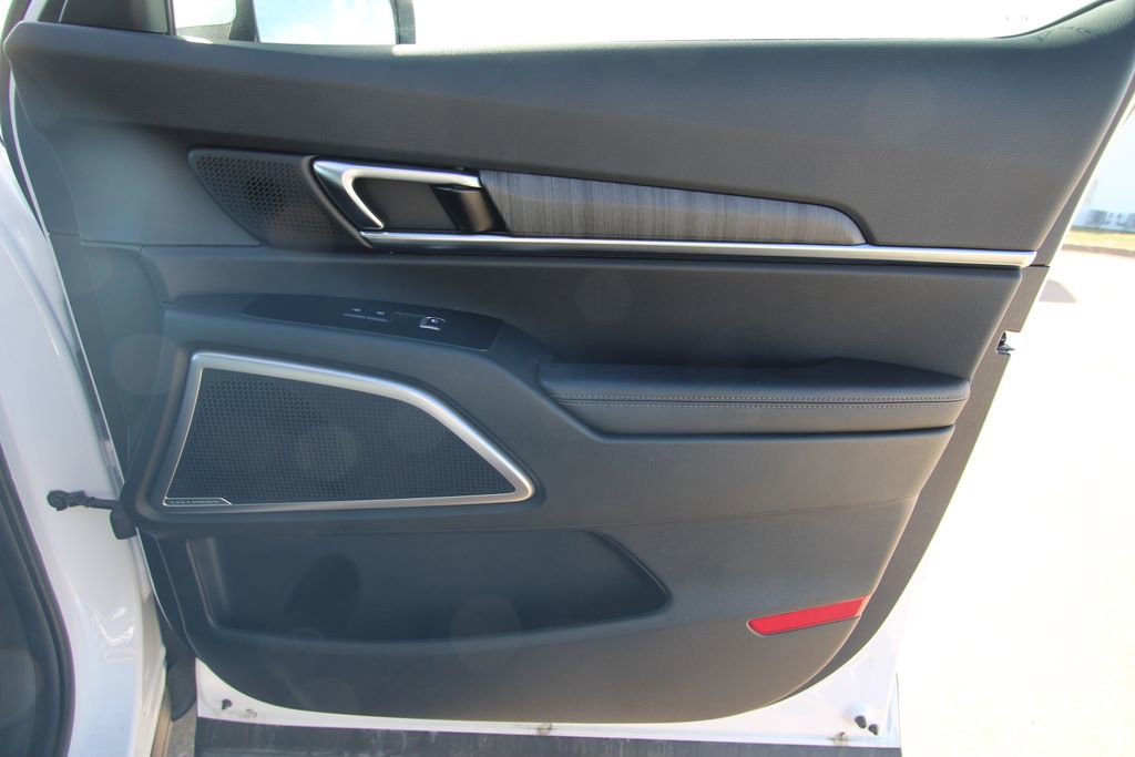 Used 2024 Kia Telluride EX w/ EX Captain's Chair Package image 43