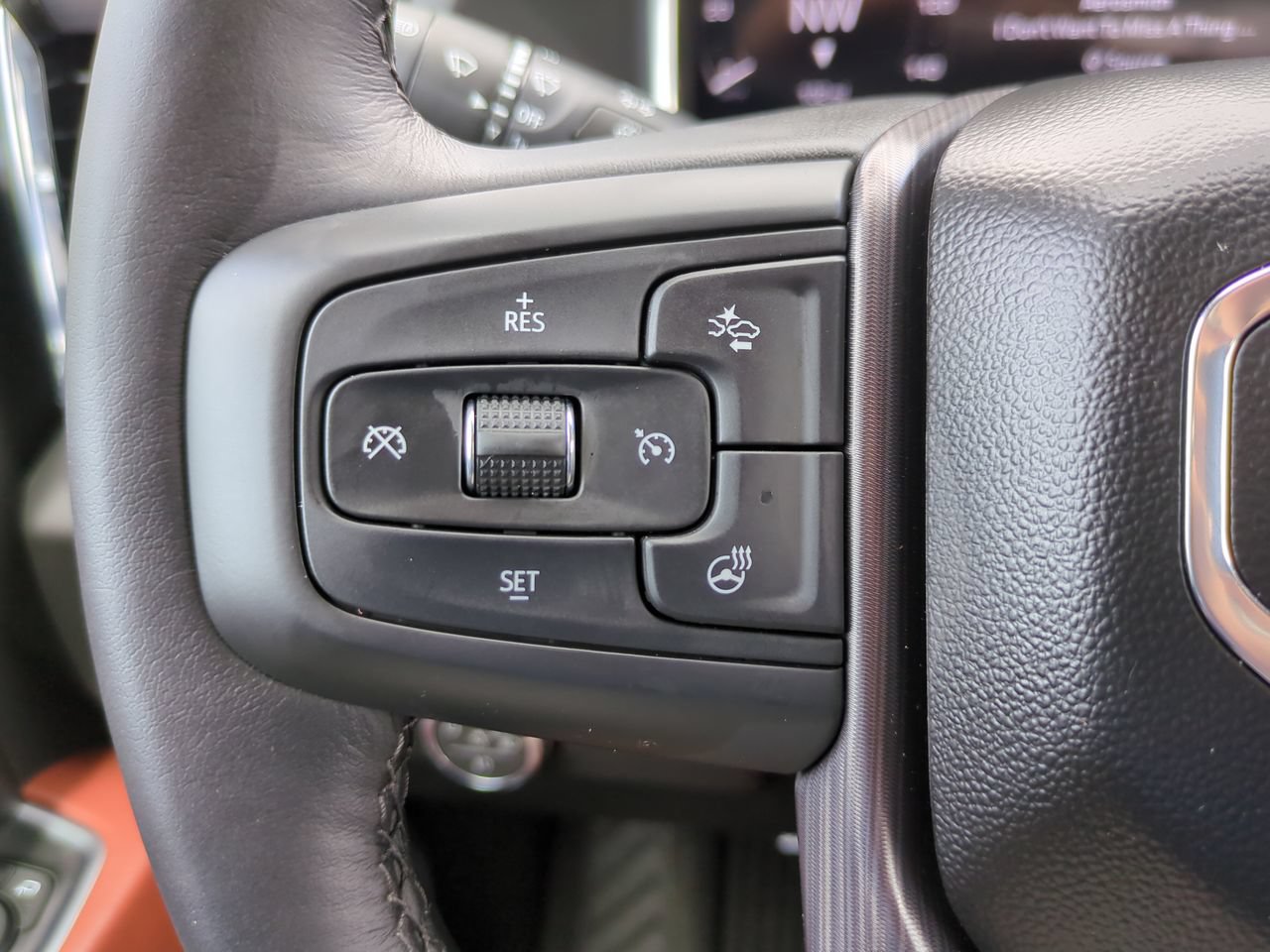 Used 2026 GMC Sierra 3500 Denali Ultimate AWD/4WD image 25