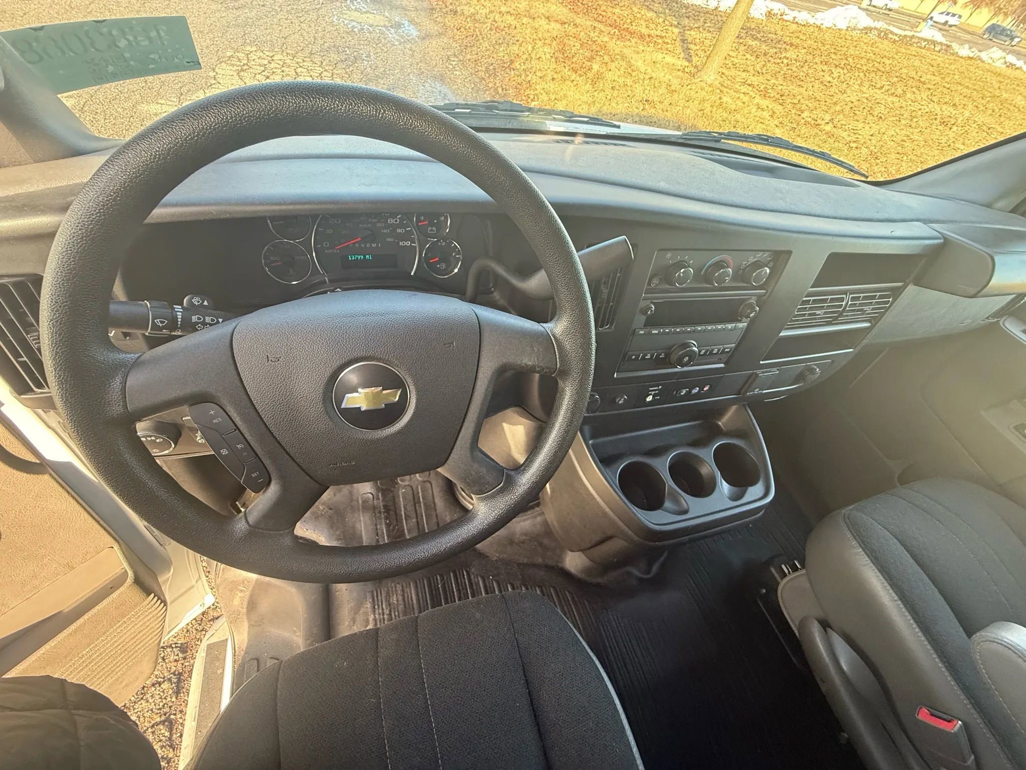 Used 2024 Chevrolet Express 2500 Regular Van 3D image 9