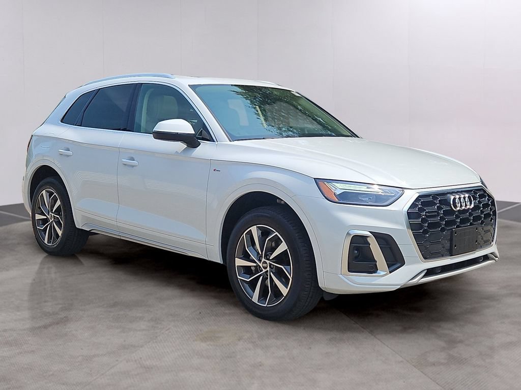 Certified 2024 Audi Q5 2.0T Premium AWD/4WD image 3