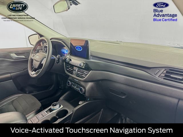 Certified 2022 Ford Escape SEL w/ SEL Stealth AWD Package image 32