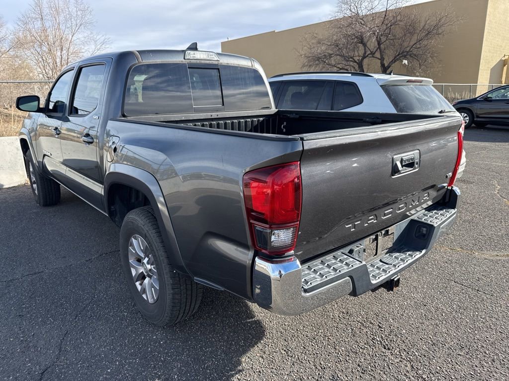 Used 2019 Toyota Tacoma SR5 image 2