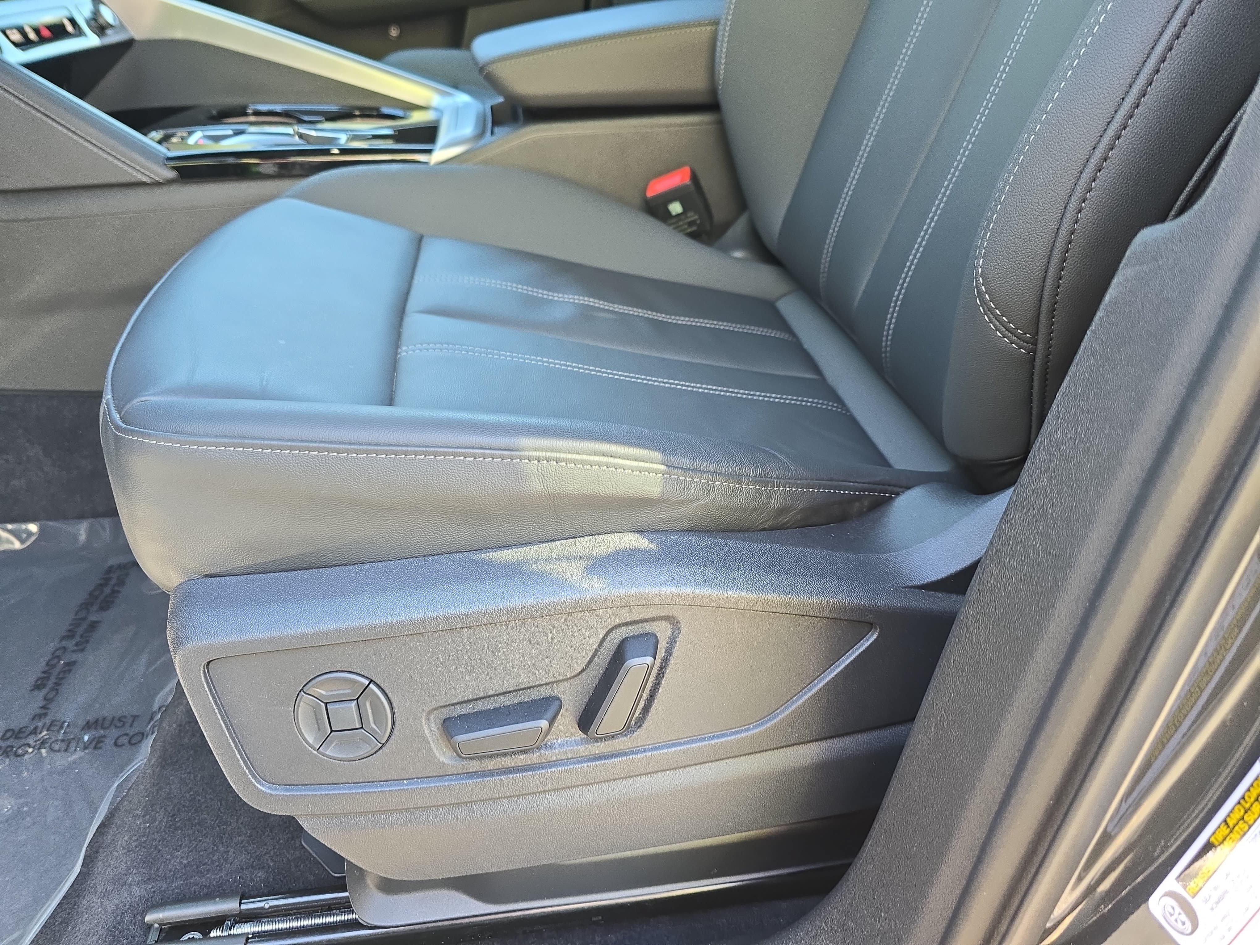 Used 2025 Audi Q5 Premium Plus w/ Premium Plus AWD/4WD image 28
