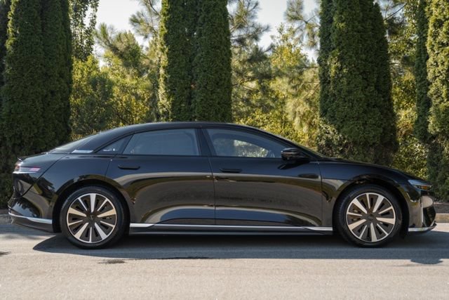 Used 2024 Lucid Air Touring AWD/4WD image 12