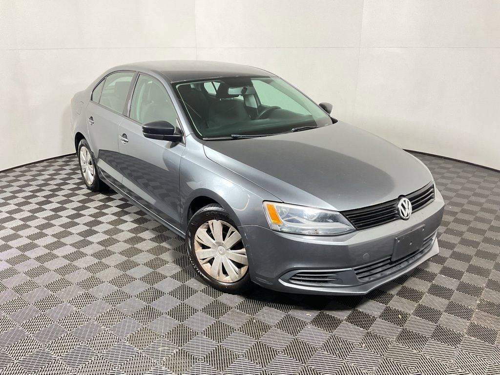 Used 2011 Volkswagen Jetta Sedan image 2
