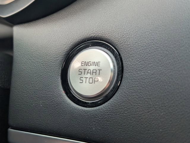 Used 2019 Kia Stinger GT2 image 24