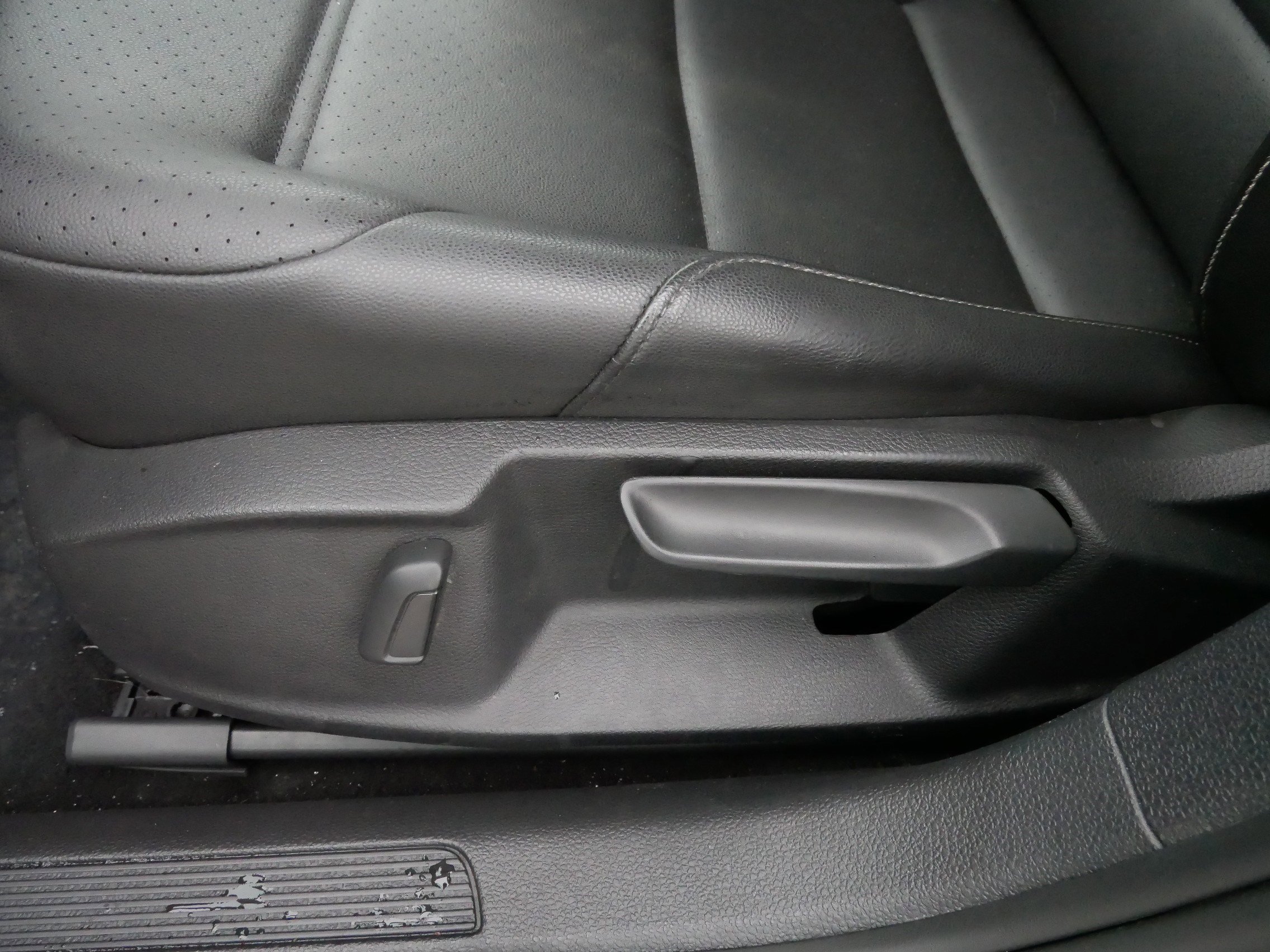 Used 2018 Volkswagen Golf Alltrack SE image 20