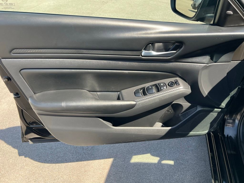 Used 2022 Nissan Altima 2.5 AWD/4WD image 17