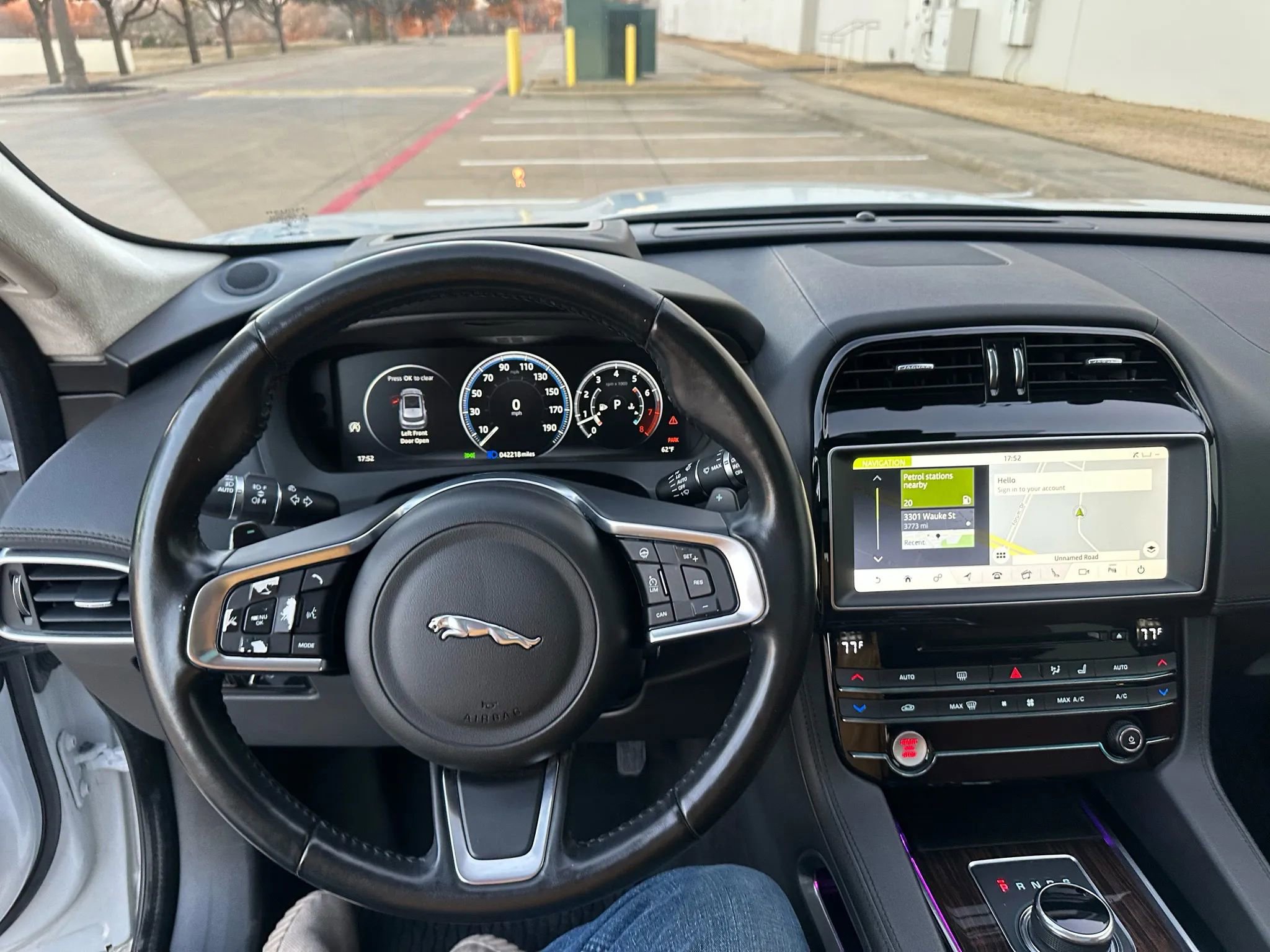 Used 2018 Jaguar F-PACE Portfolio image 38