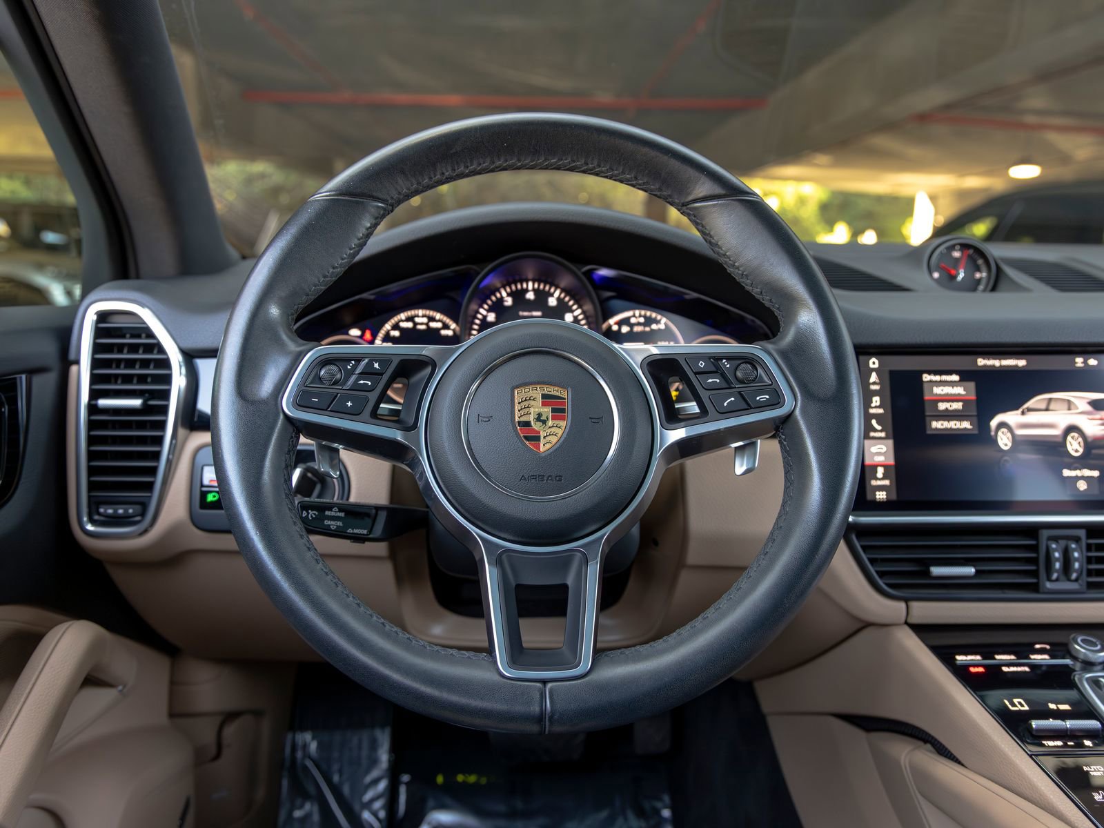 Certified 2020 Porsche Cayenne image 29