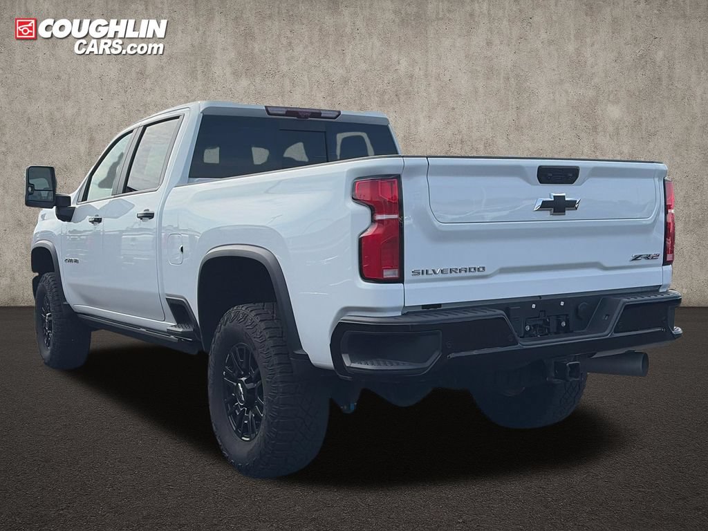 Used 2025 Chevrolet Silverado 2500 ZR2 w/ Technology Package AWD/4WD image 6