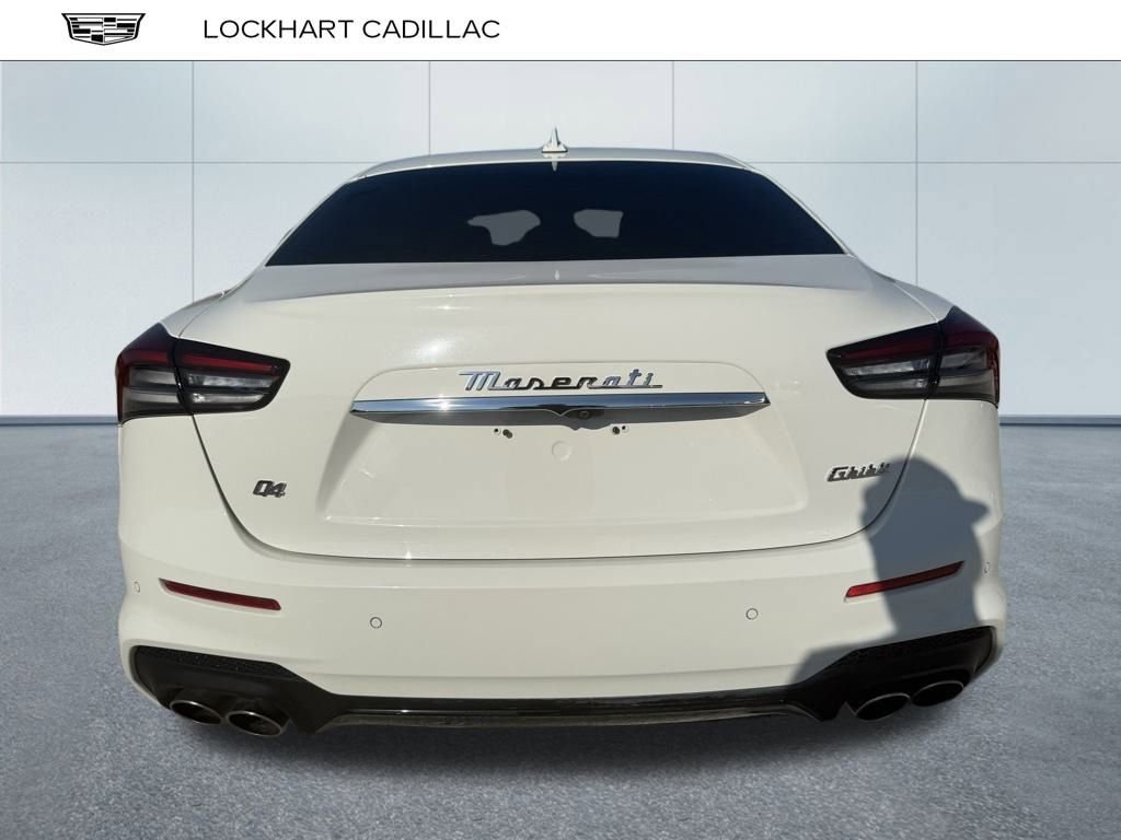 Used 2022 Maserati Ghibli Modena Q4 image 10