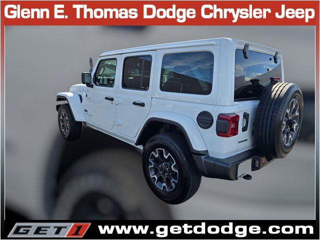 Certified 2025 Jeep Wrangler Sahara w/ Safety Group image 9