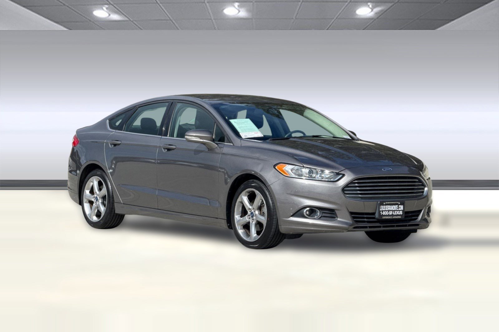 Used 2014 Ford Fusion SE FWD image 6