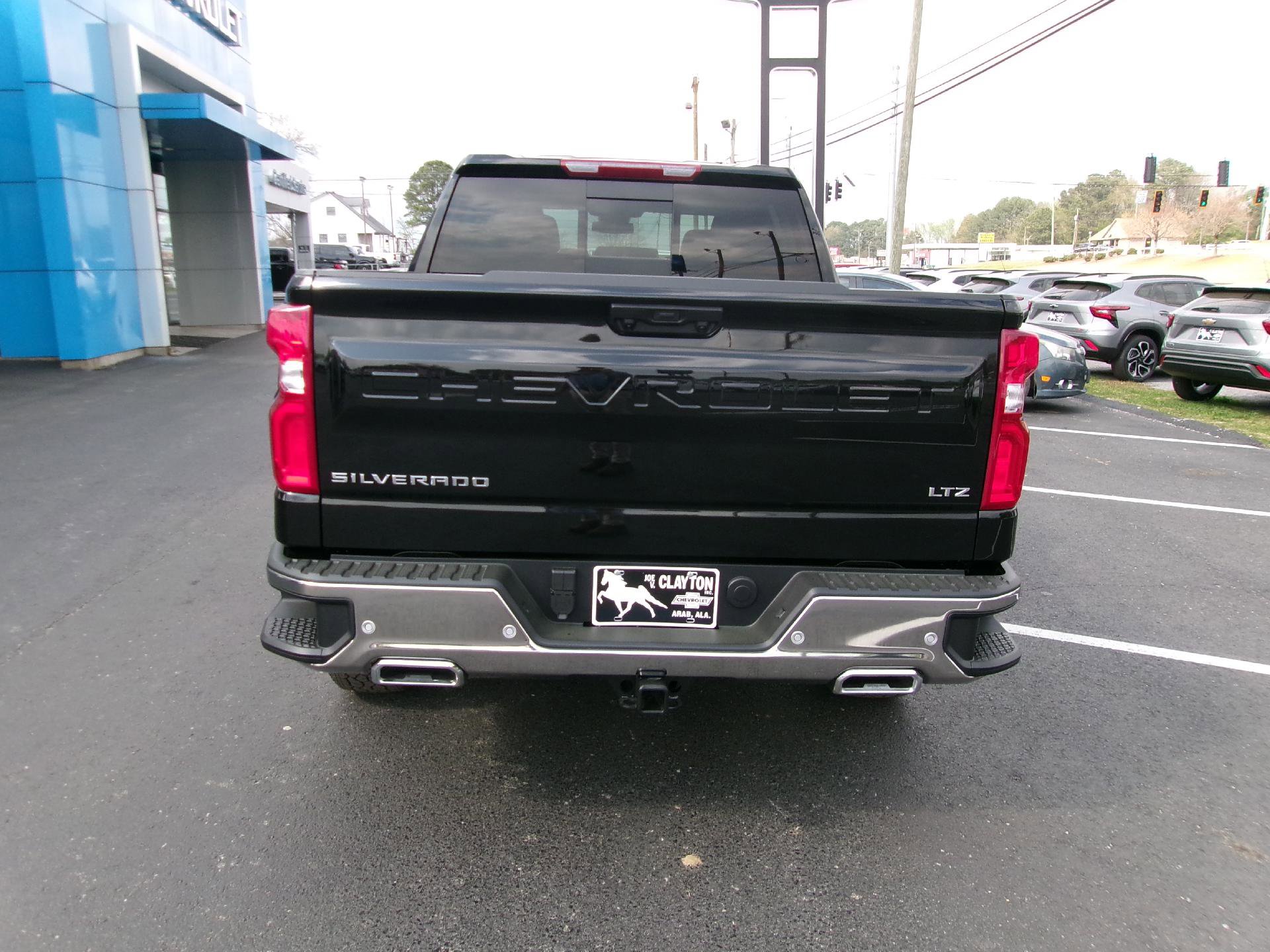 New 2026 Chevrolet Silverado 1500 LTZ w/ LTZ Premium Package image 4