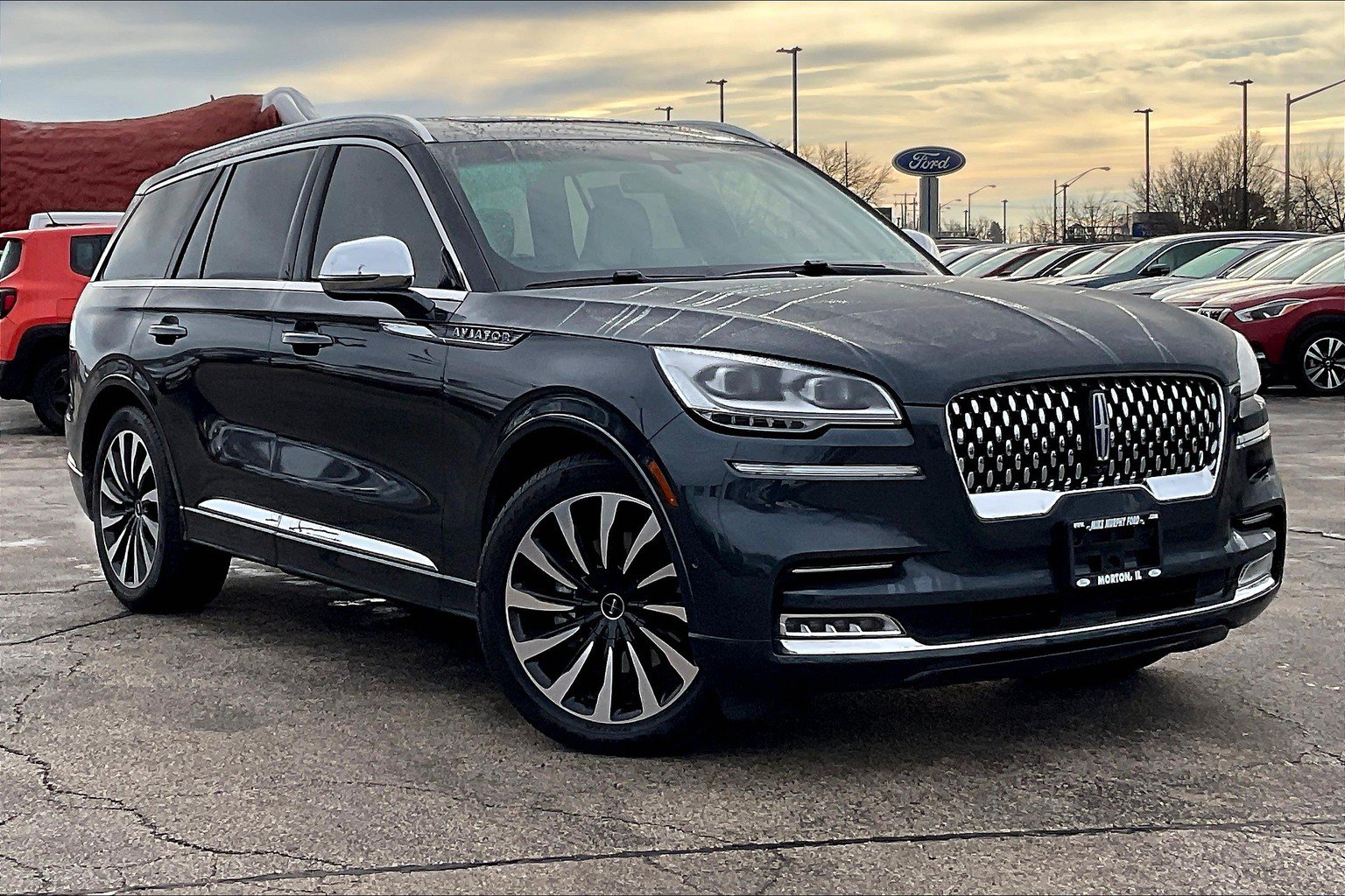 Used 2021 Lincoln Aviator Black Label Grand Touring w/ Class IV Trailer Tow Package AWD/4WD image 37