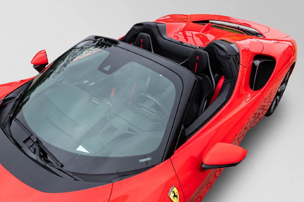 Certified 2024 Ferrari SF90 Spider AWD/4WD image 33