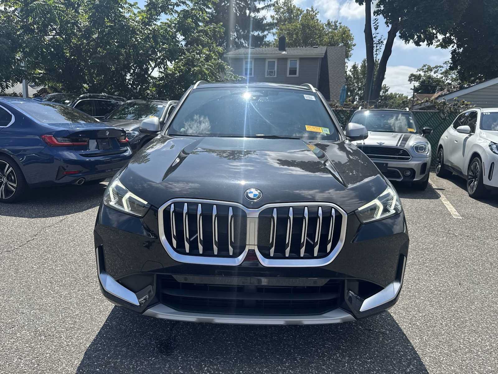Used 2023 BMW X1 xDrive28i w/ Convenience Package AWD/4WD image 3