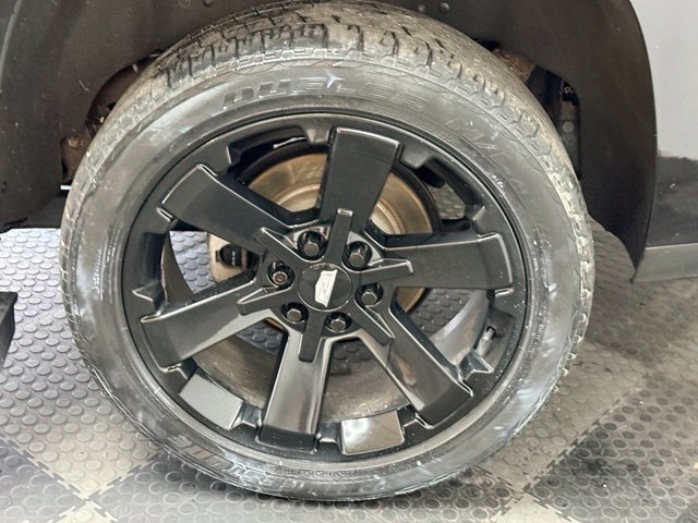 Used 2018 Cadillac Escalade Premium Luxury AWD/4WD image 14