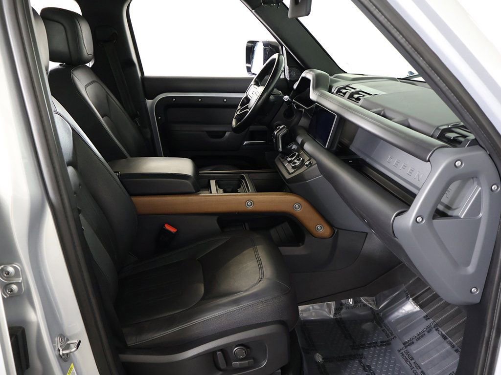 Used 2020 Land Rover Defender 110 X image 36