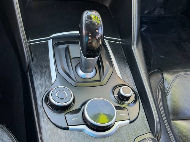 Used 2019 Alfa Romeo Giulia RWD image 16