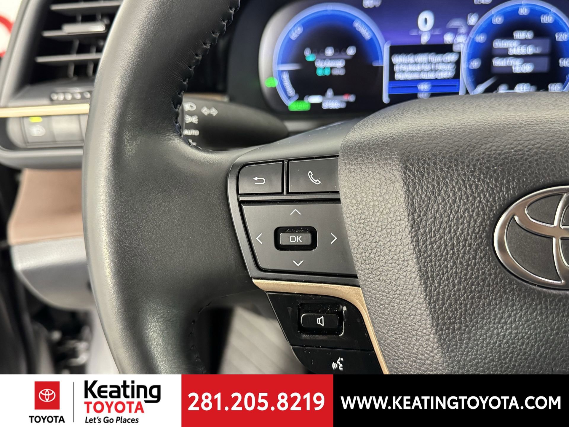 Certified 2023 Toyota Crown Limited image 29