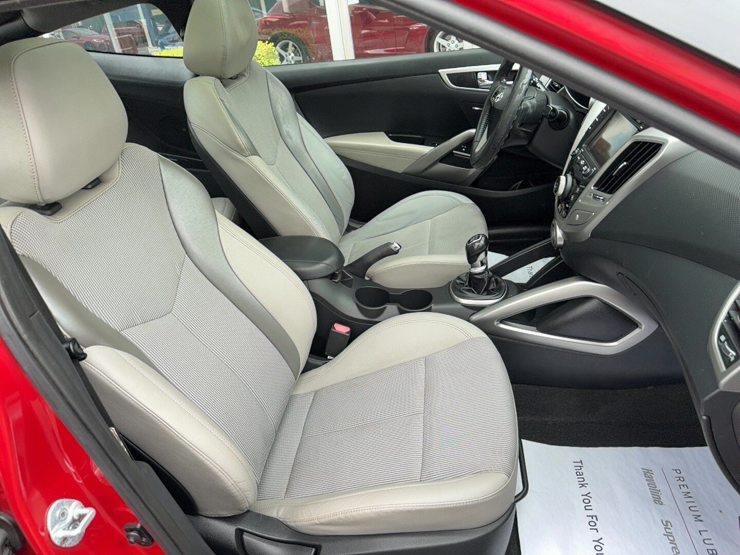 Used 2013 Hyundai Veloster w/ Style Pkg FWD image 19