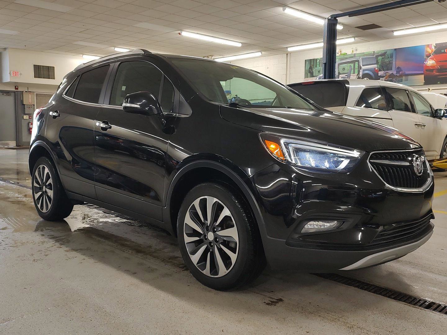 Used 2019 Buick Encore Essence image 4