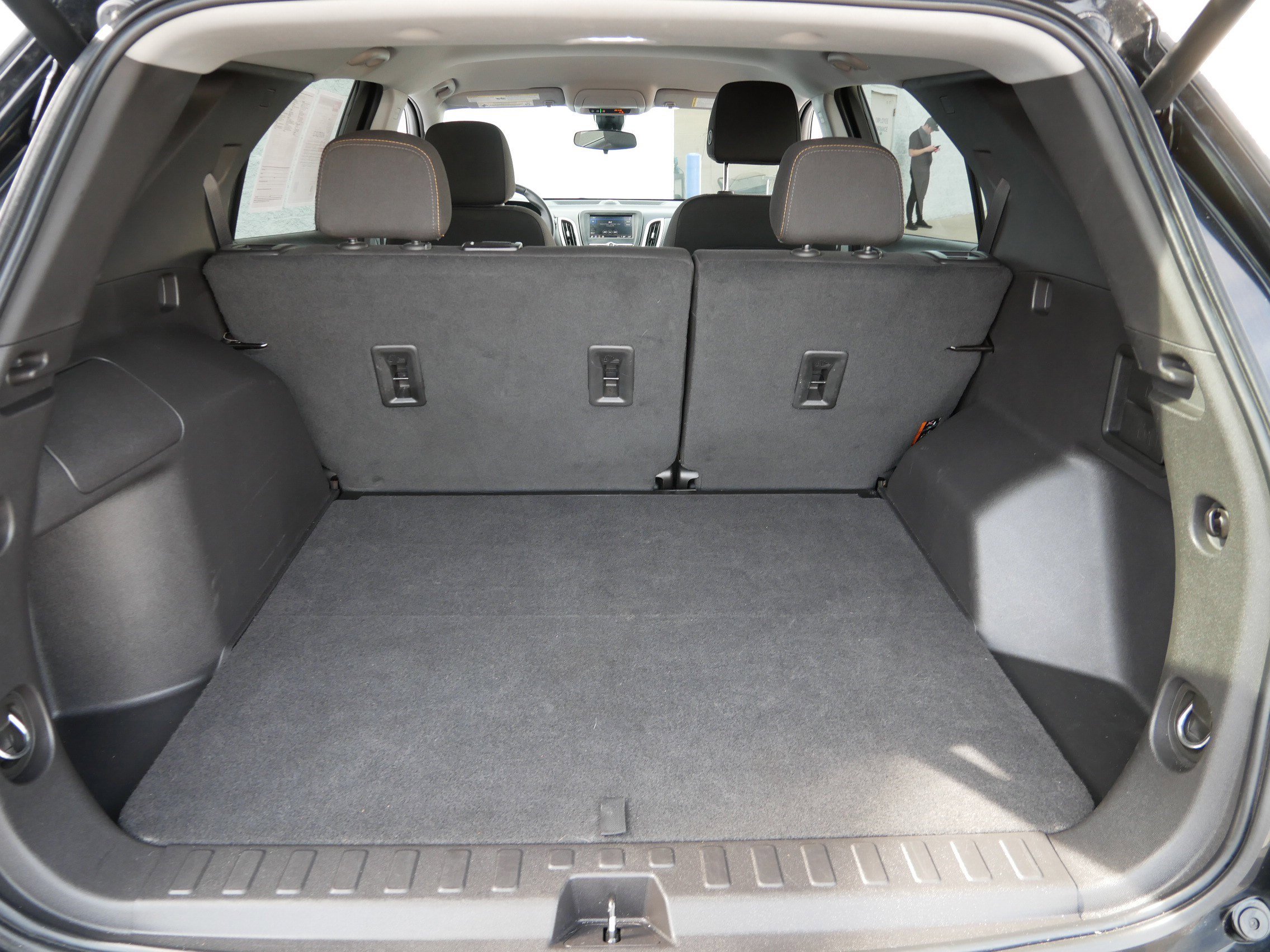 Used 2024 Chevrolet Equinox LT image 18