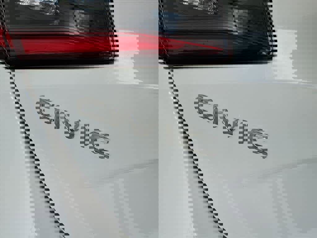 Used 2022 Honda Civic EX-L image 17