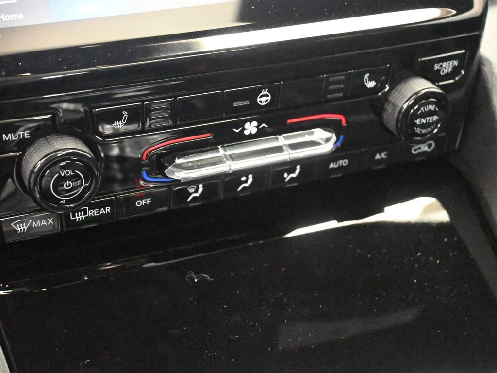 New 2025 Jeep Grand Cherokee L Limited w/ Black Appearance Package image 29