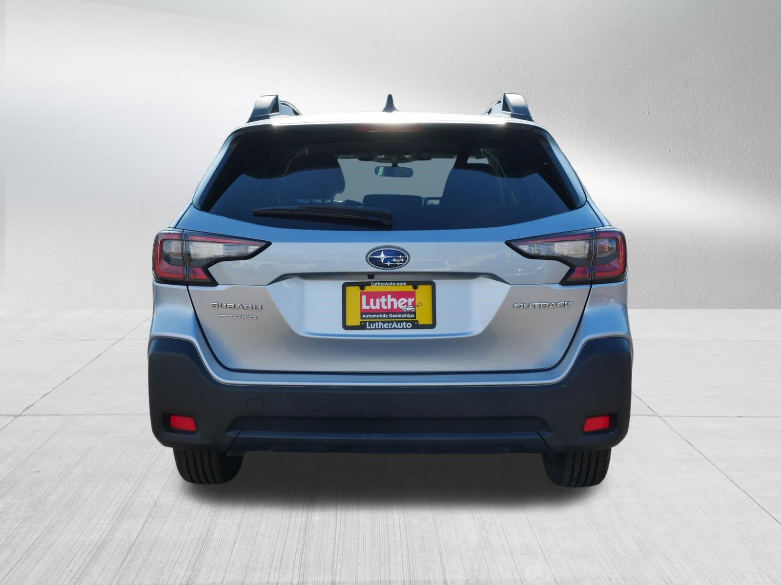 Used 2023 Subaru Outback Premium AWD/4WD image 6