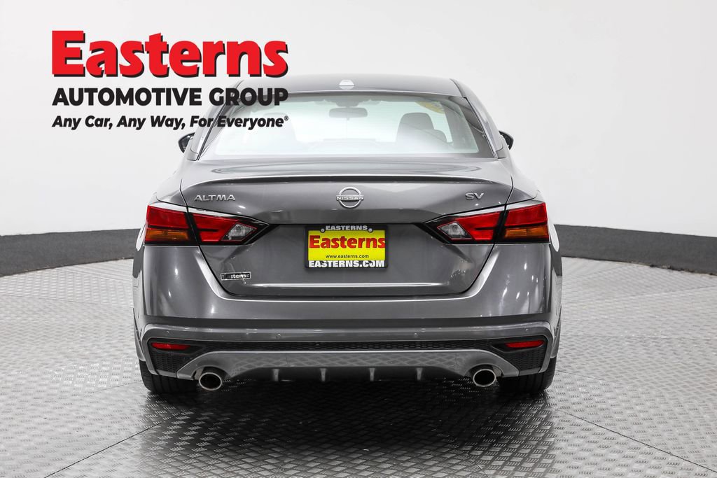 Used 2024 Nissan Altima 2.5 SV w/ SV Premium Package image 6