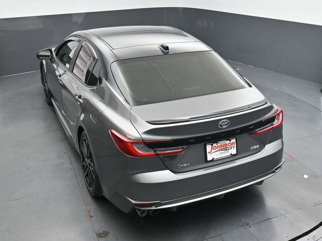 Used 2025 Toyota Camry XSE image 28