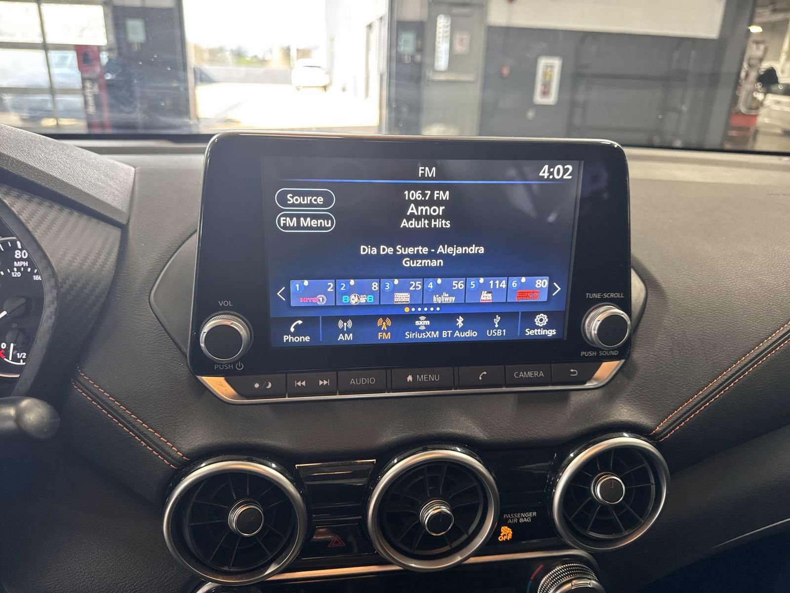 Used 2023 Nissan Sentra SR w/ Electronics Package image 12