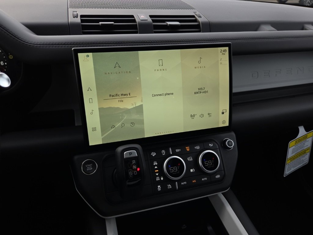 New 2026 Land Rover Defender 110 X-Dynamic SE image 25