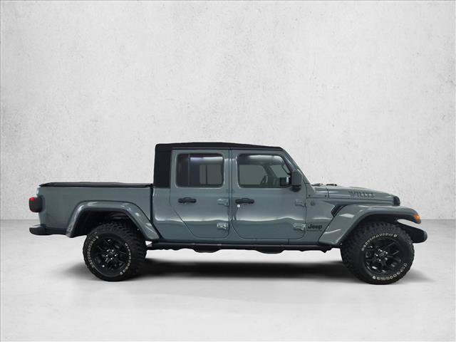 Certified 2024 Jeep Gladiator Sport AWD/4WD video 4