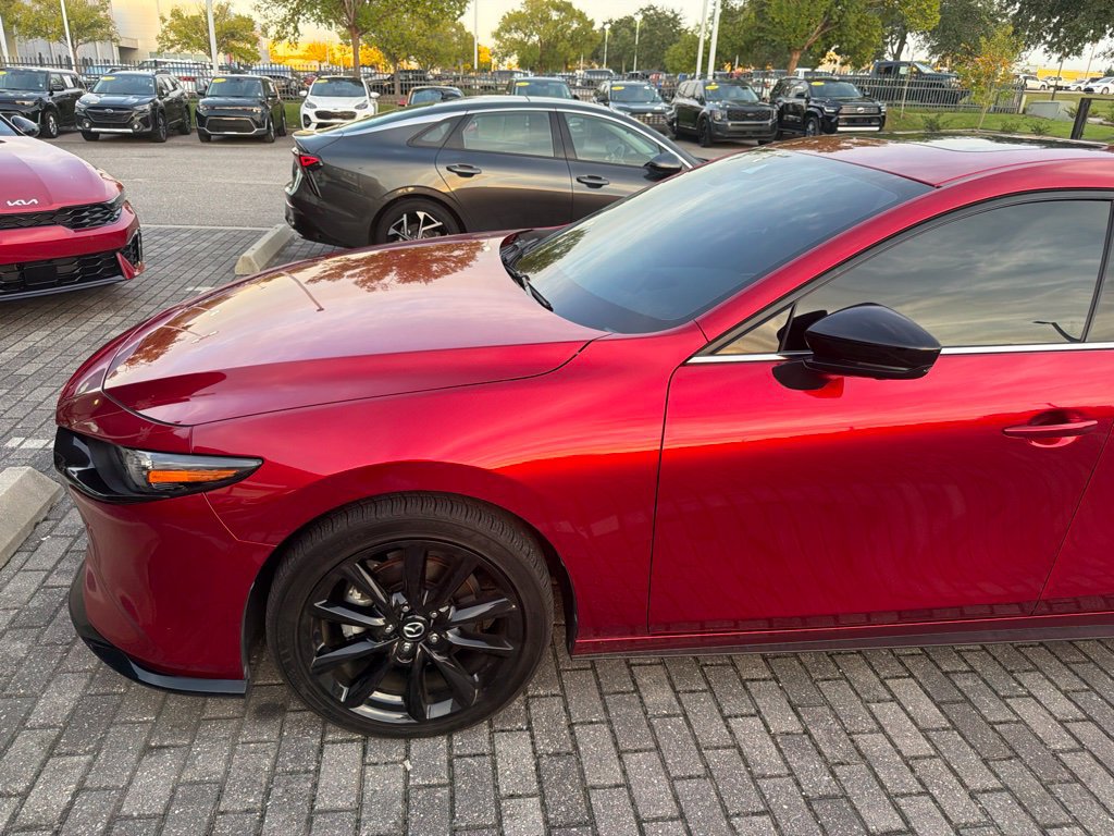 Used 2021 MAZDA MAZDA3 Hatchback w/Premium Plus Pkg AWD/4WD image 5