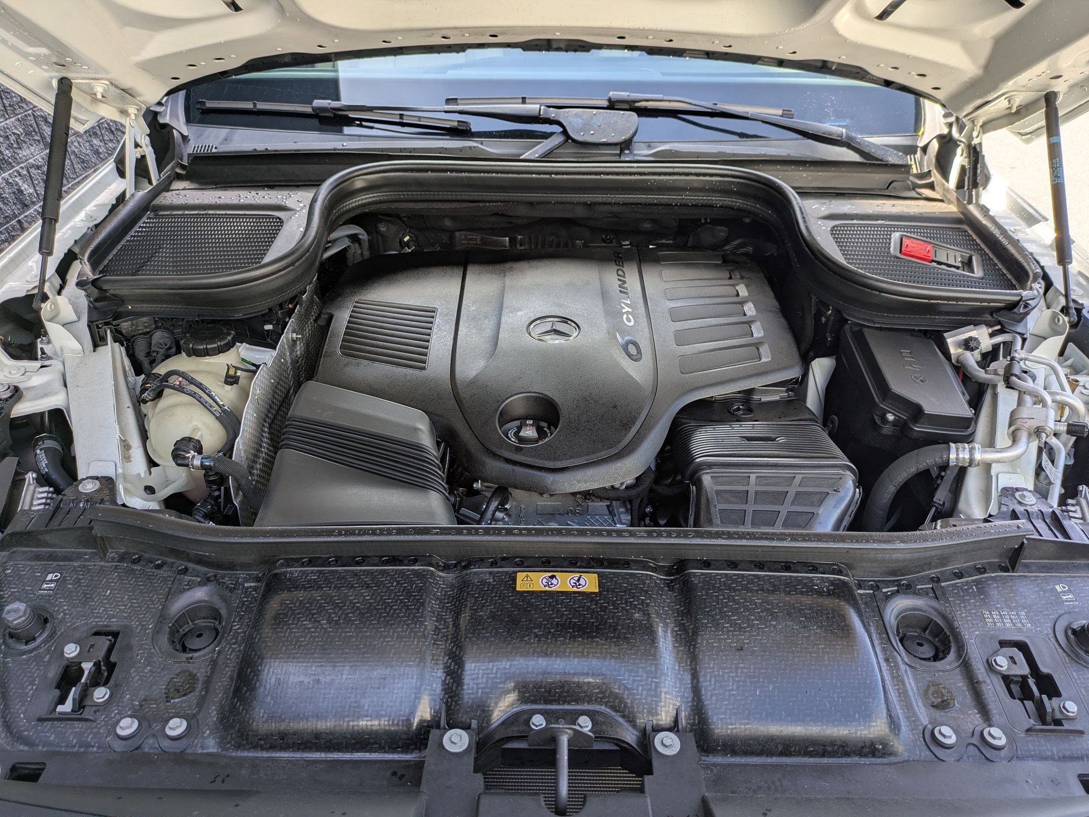 Used 2022 Mercedes-Benz GLS 450 4MATIC image 33