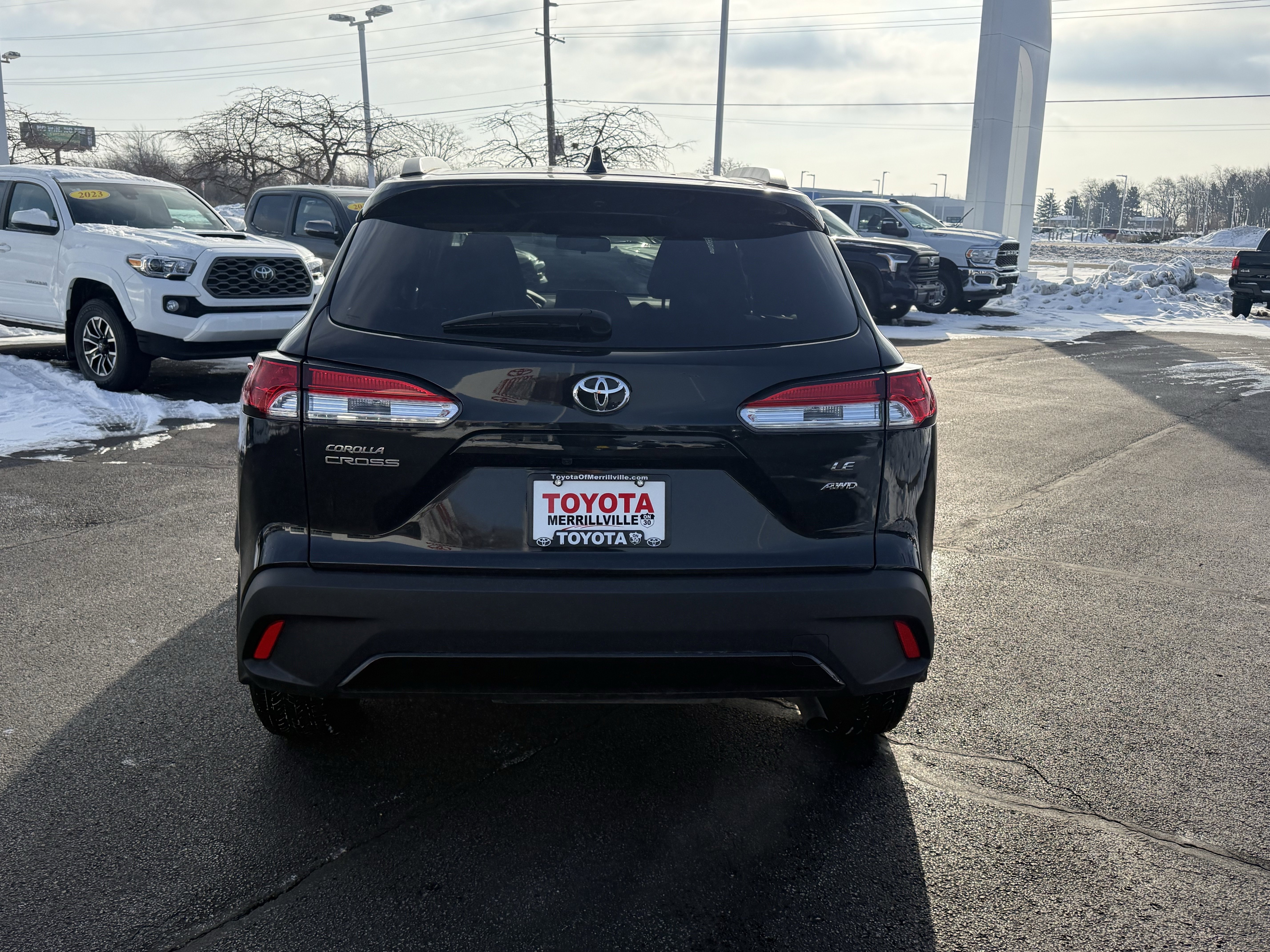 Certified 2022 Toyota Corolla Cross LE image 7