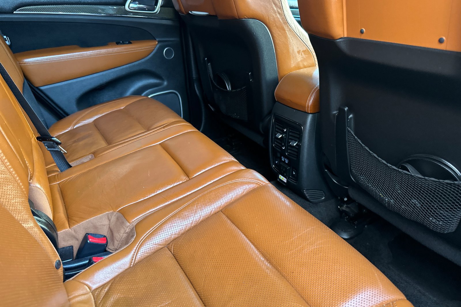 Used 2015 Jeep Grand Cherokee SRT w/ Trailer Tow Group IV image 17