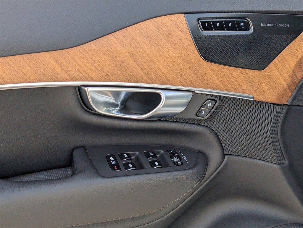 Used 2023 Volvo XC90 T8 Plus w/ Protection Package Premier image 14
