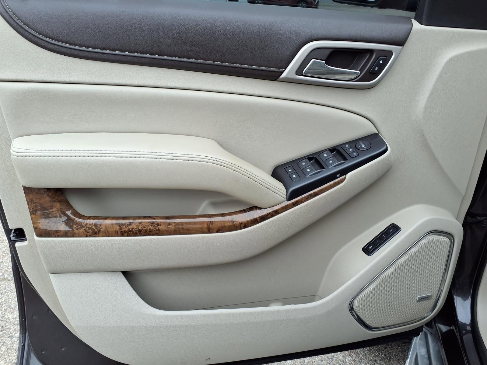 Used 2016 GMC Yukon XL Denali w/ Open Road Package AWD/4WD image 16