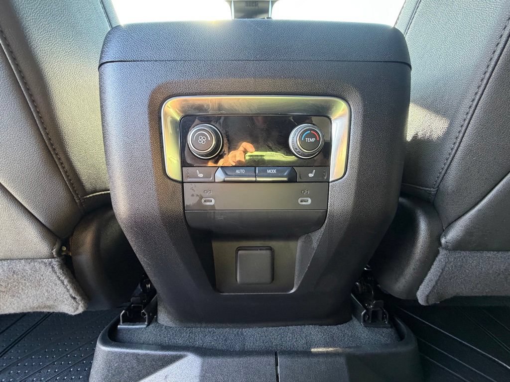 Used 2024 Chevrolet Tahoe RST w/ Luxury Package AWD/4WD image 9